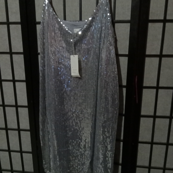 Sequined slip dress size M - Picture 3 of 12